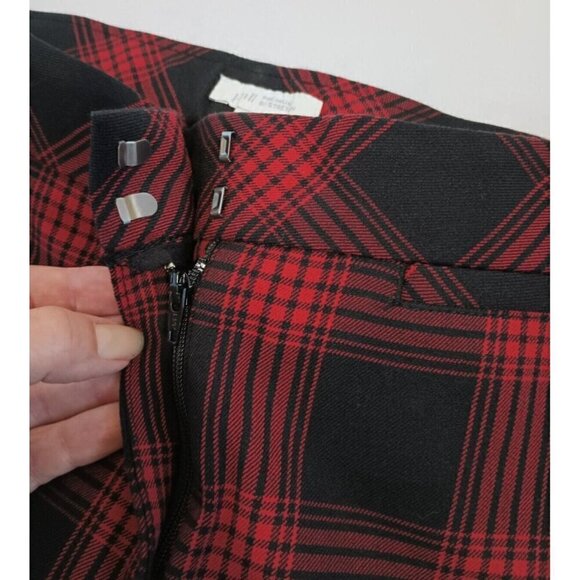 J Jill Premium Bi Stretch Pants Size 8 Red Black Tartain Plaid Ponte Knit - Picture 8 of 12
